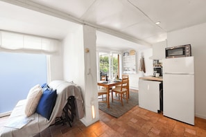 Interior - Petit Jardin (Agno)