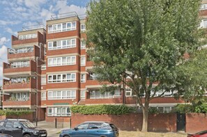 Apartment | 2 bedrooms, Internet