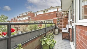 Apartment - Seventies Serenity in London (London)