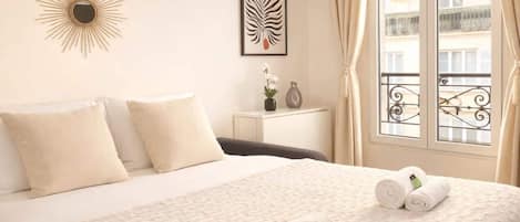 1 bedroom, iron/ironing board, travel crib, WiFi