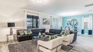 House, Multiple Beds (1495RF - The Retreat at ChampionsGate) | Living area - 1495rf - The Retreat at Championsgate (Davenport)