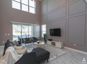 ハウス ベッド (複数台) (8975BSW - The Retreat at ChampionsGat) | リビング エリア