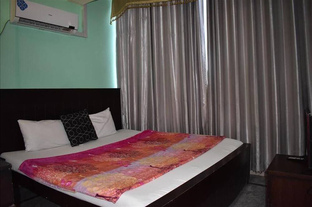 Al-Imran Hotel