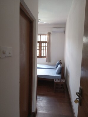 华丽双人房, 1 间卧室, 无烟房, 山景 | 特色家居、办公桌、笔记本电脑工作区、熨斗/熨板