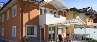 Beautiful group accommodation with sauna & ski-in