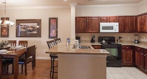 Condo, 1 Queen Bed (Unit 4303 - Tuscana Resort Non Rentin) | Private kitchen - Unit 4303 - Tuscana Resort Non Renting 30th Dec 2024 (Davenport)