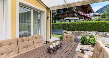 Ski-in semi-detached house with sauna and close to ski lift