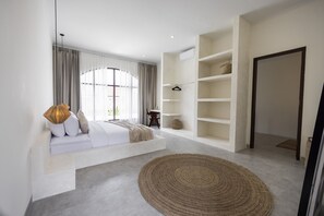 3 bedrooms, desk, soundproofing, free WiFi - Beach Villas Canggu 300m from Echo Beach (Canggu)