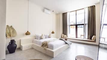 Royal Villa | 3 bedrooms, desk, soundproofing, free WiFi