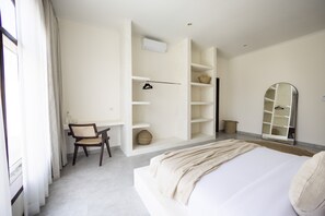3 bedrooms, desk, soundproofing, free WiFi - Beach Villas Canggu 300m from Echo Beach (Canggu)