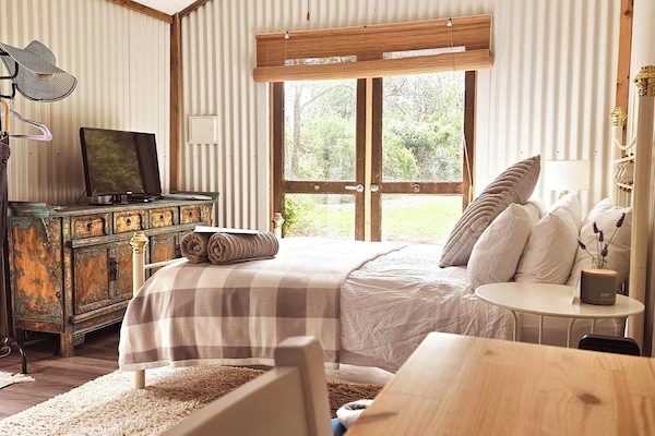 1 dormitori, wifi gratuïta i roba de llit