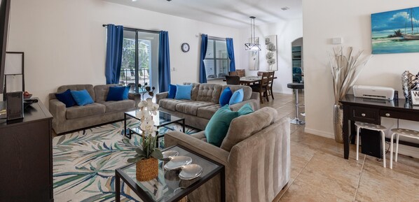 Living area - 154ysd-watersong (Davenport)