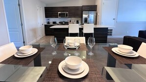Condo, Multiple Beds (117KB - Balmoral Resort) | Dining - 117kb - Balmoral Resort (Haines City)