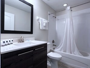 Casa, várias camas (Balmoral Resort-160AA) | Banheiro
