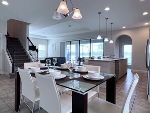 하우스, 침대(여러 개) (Balmoral Resort-167CC) | 다이닝