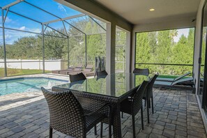 Casa, várias camas (175CC-Balmoral Resort) | Opções para refeição ao ar livre