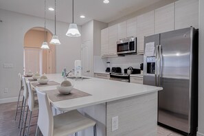 House, Multiple Beds (180KB - Balmoral Resort Non Renting 3) | Private kitchen - 180kb - Balmoral Resort Non Renting 30th Dec 2024 (Haines City)