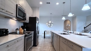 House, Multiple Beds (186KB - Balmoral Resort) | Private kitchen - 186kb - Balmoral Resort (Haines City)