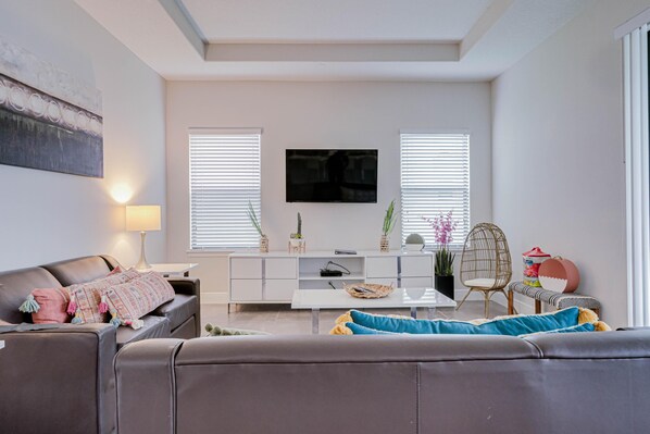 Hus, flere senger (198KB  - Balmoral Resort) | Oppholdsområde