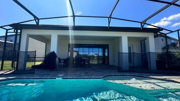 House, Multiple Beds (210BP - Balmoral Resort) | Pool