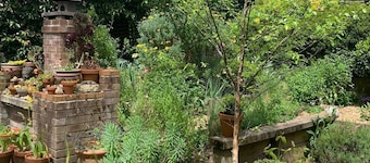 Beautiful Blue Mountains Garden Flat