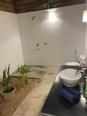 Bathroom - The Coast Beach Resort (Canacona)