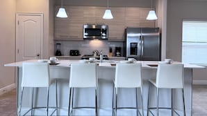 House, Multiple Beds (233MCV - Balmoral Resort Non-Renting ) | Private kitchen - 233mcv - Balmoral Resort Non-renting 12/18/24 (Haines City)