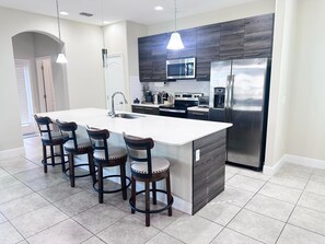 House, Multiple Beds (162KB-Dreams Come True- Balmoral Reso) | Private kitchen - 162kb-dreams Come True- Balmoral Resort (Haines City)