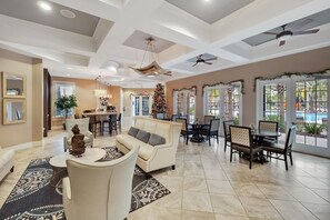 Hus - flera sängar (7704OML-Solterra Resort) | Restauranger