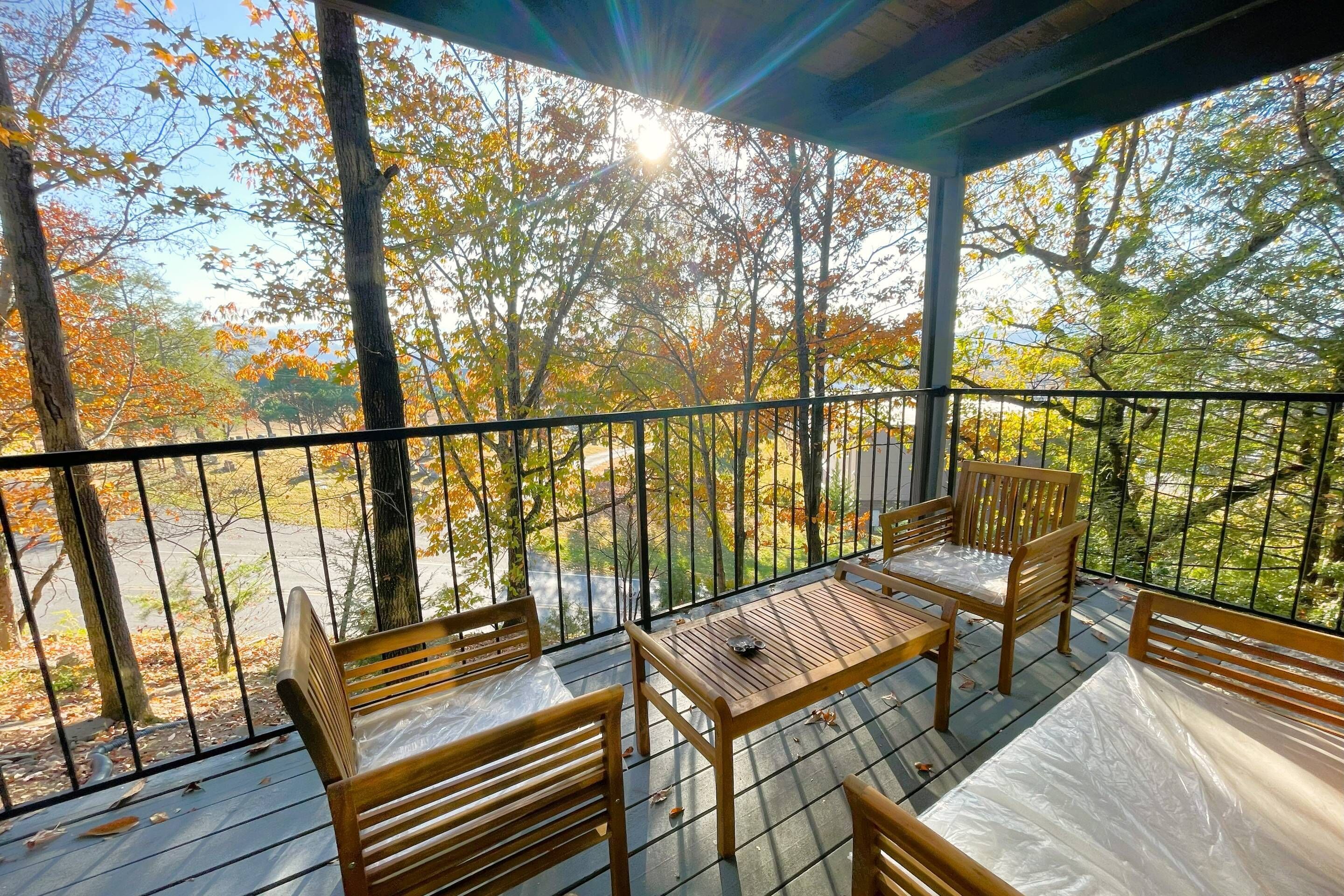 SAVE 15% when booking 4 nights or more! Now - September $$$
