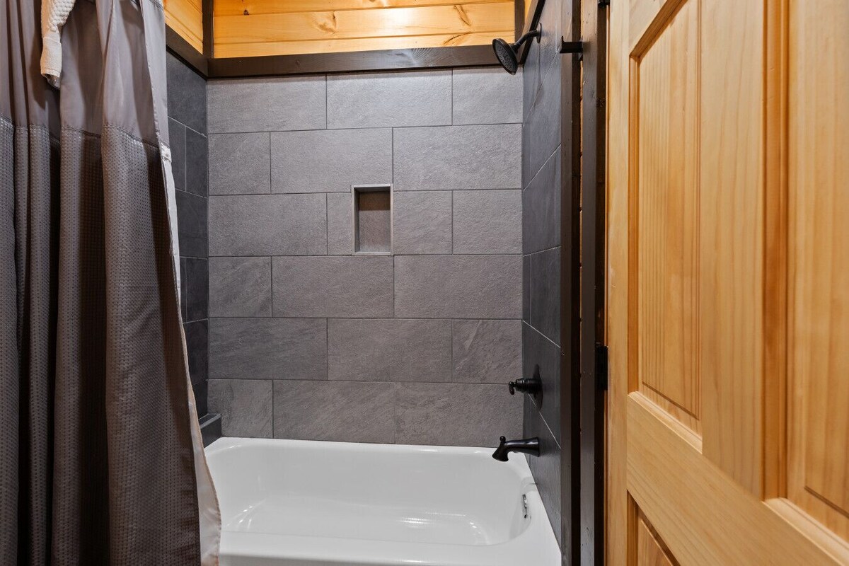 Photo 130 of Hidden Gem Masterpiece By Ghosal Luxury Lodging