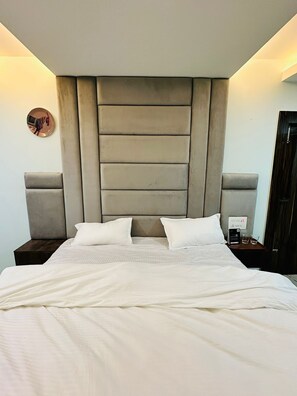 Superior Room | 1 bedroom, down comforters, pillowtop beds, individually decorated - The Avenue Ranchi (Nagri)