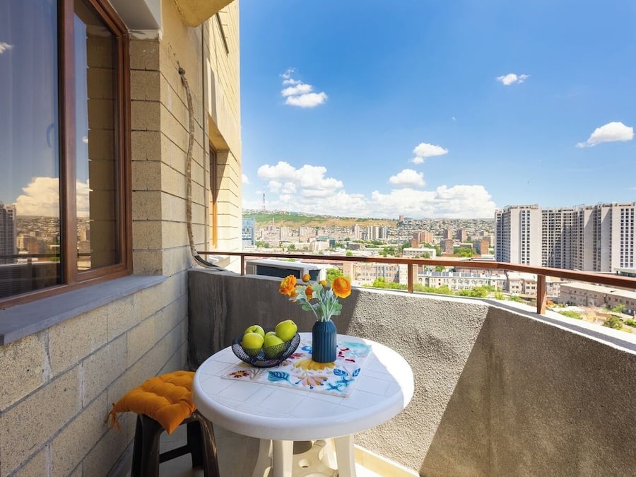 Apartamento económico | Balcón