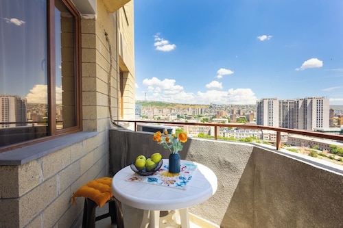 Stay Inn on Argishti 11