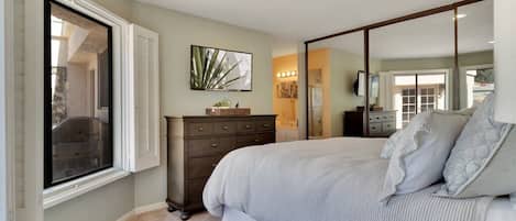 3 bedrooms, desk, iron/ironing board, WiFi