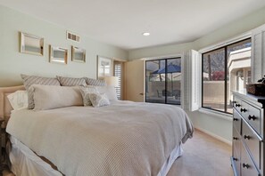 3 bedrooms, desk, iron/ironing board, WiFi