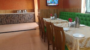 Restaurant - Marks Hotel (Noida)