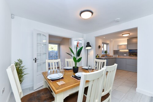 4 Bed House Near Nottingham