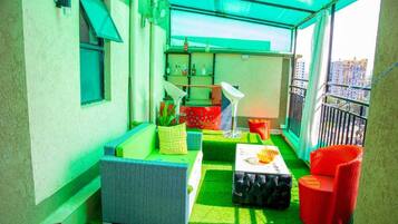 Apartamento empresarial | Sacada