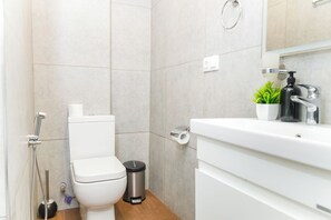 Basic-Apartment | Badezimmer