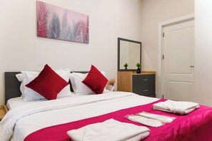 Basic Apartment | 1 bedroom, premium bedding, desk, laptop workspace