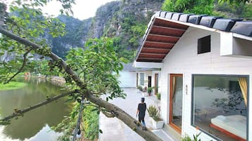 Bagian depan properti