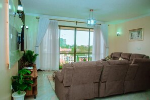 TV - Exquisite 2-Bedroom in Nairobi: Luxury, Comfort, and Convenience Await!! (Nairobi)