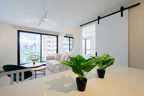 Interior - w* | Functionalist 1BR in San Francisco (Panamá)