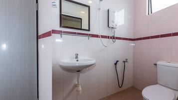 Shower, towels, toilet paper