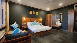 Premium-Zimmer | Schreibtisch, Bügeleisen/Bügelbrett, kostenloses WLAN