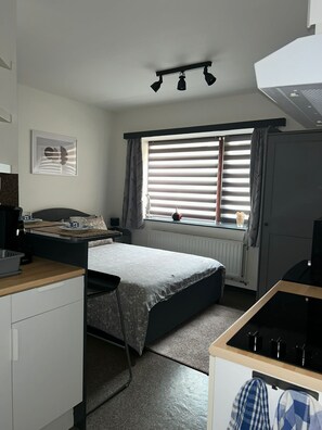 1 soverom, reiseseng for barn, wi-fi (inkludert) og sengetøy