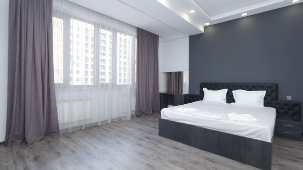 Appartamento Comfort | 1 camera, biancheria da letto di alta qualità, tende oscuranti