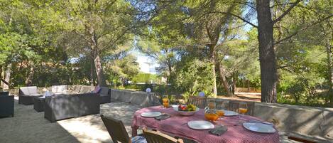 Restauration en plein air