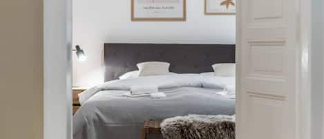 1 chambre, fer et planche Ă repasser, Wi-Fi gratuit, draps fournis
